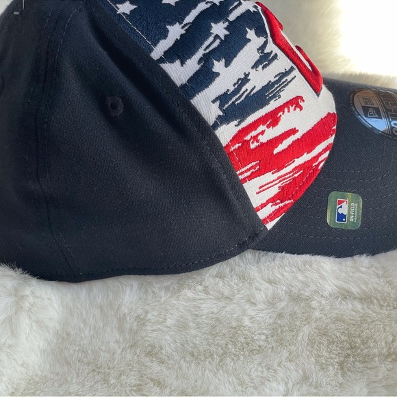 New w/tag CLEVELAND GUARDIANS OFFICIAL MLB HAT NAVY BLUE with red & white SZ M/L - Picture 4 of 7